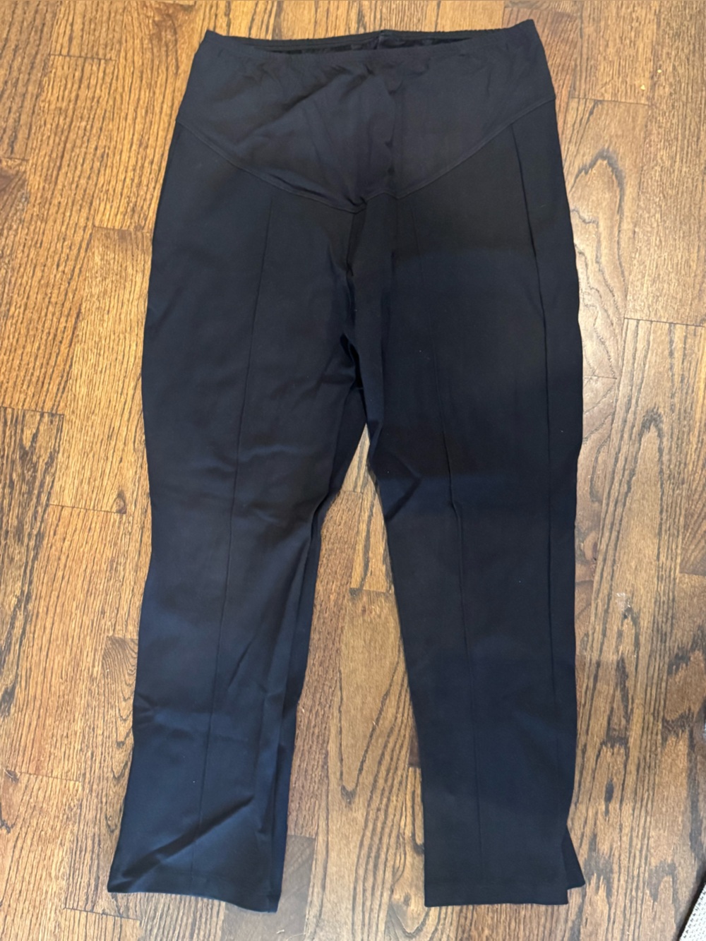 GAP Women’s Maternity Full Panel Ponte Crop Kick Flare Pants